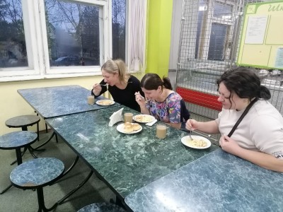 Школьная столовая